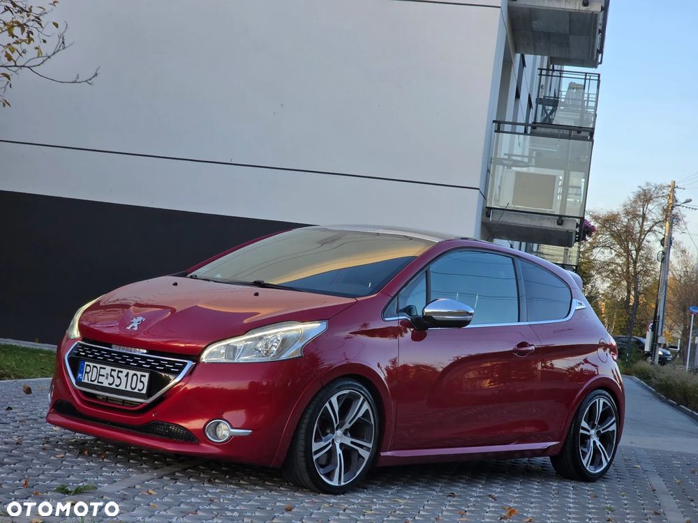 Peugeot 208 1.6 THP GTi - 10