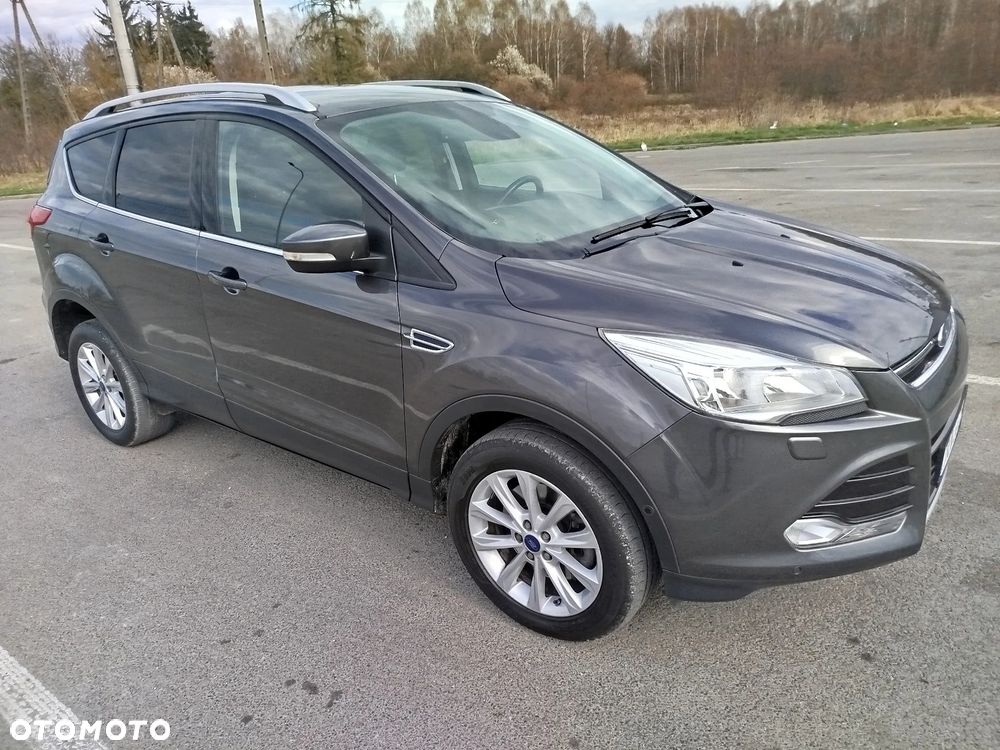 Ford Kuga 2.0 TDCi 2x4 Titanium - 3