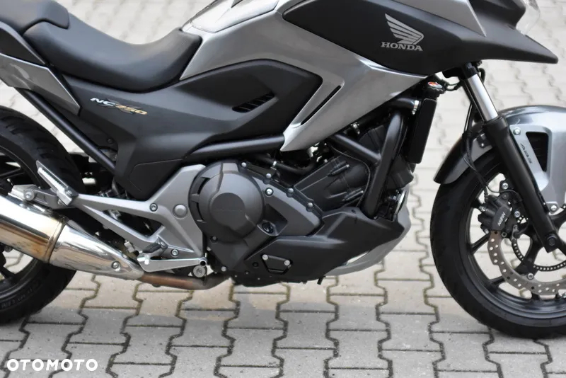 Honda NC - 9
