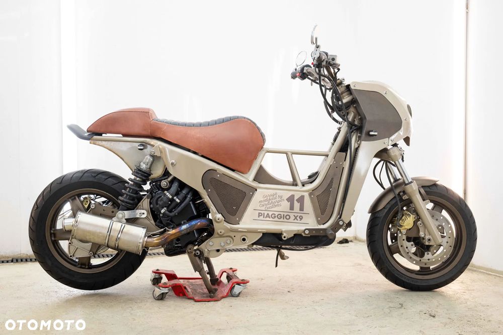 Piaggio X9 - 5