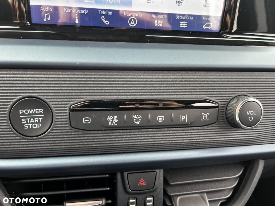 Ford Tourneo Courier - 17