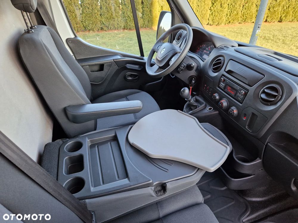 Renault Master - 17