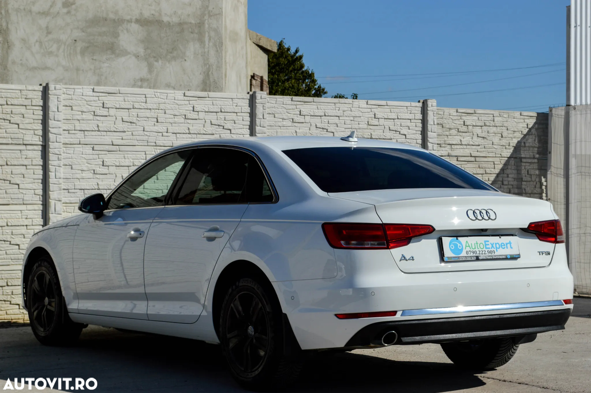 Audi A4 - 16