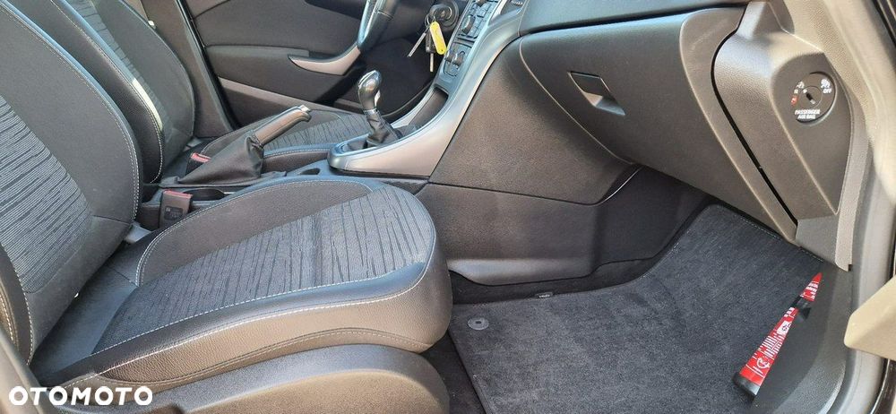 Opel Astra - 20