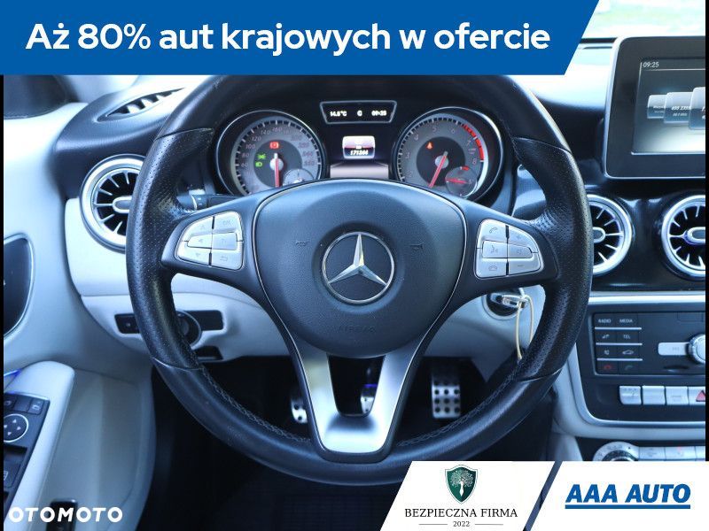 Mercedes-Benz CLA - 21