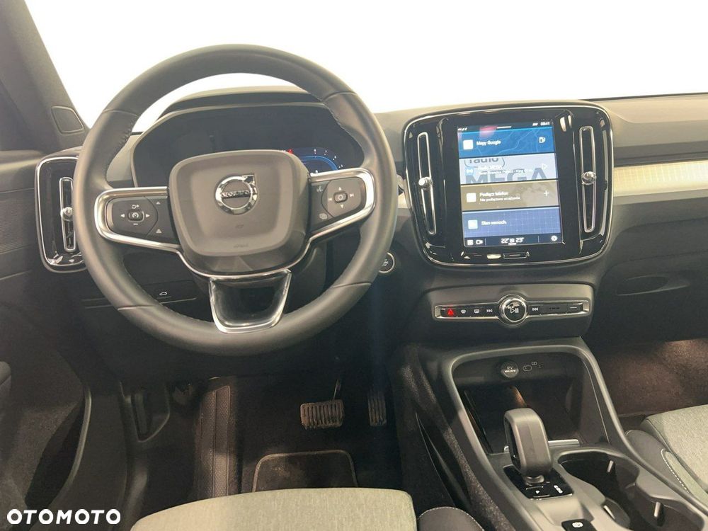 Volvo XC 40 B3 Core - 9
