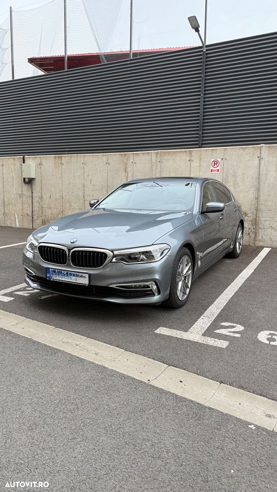 BMW Seria 5 530i AT - 3