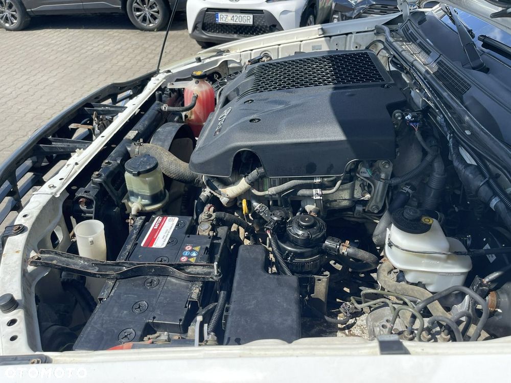 Toyota Hilux 4x4 Double Cab - 12