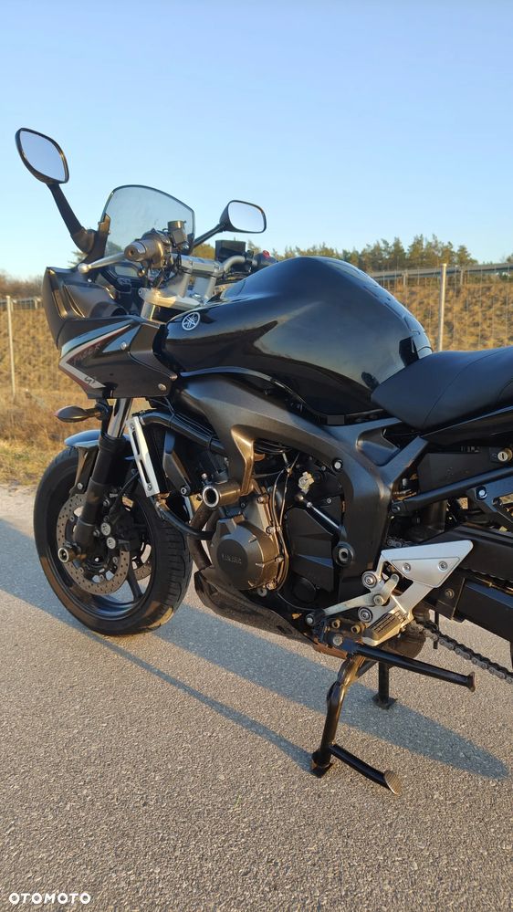 Yamaha FZ6 - 4