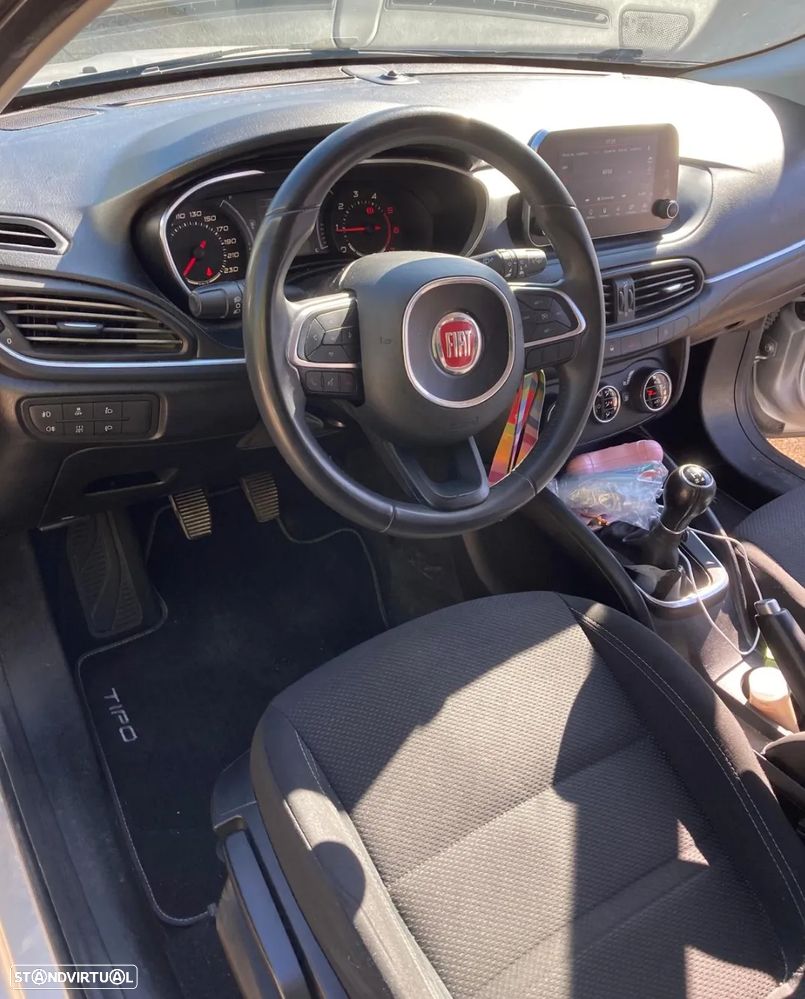 Fiat Tipo Station Wagon 1.3 M-Jet Lounge J17 - 6
