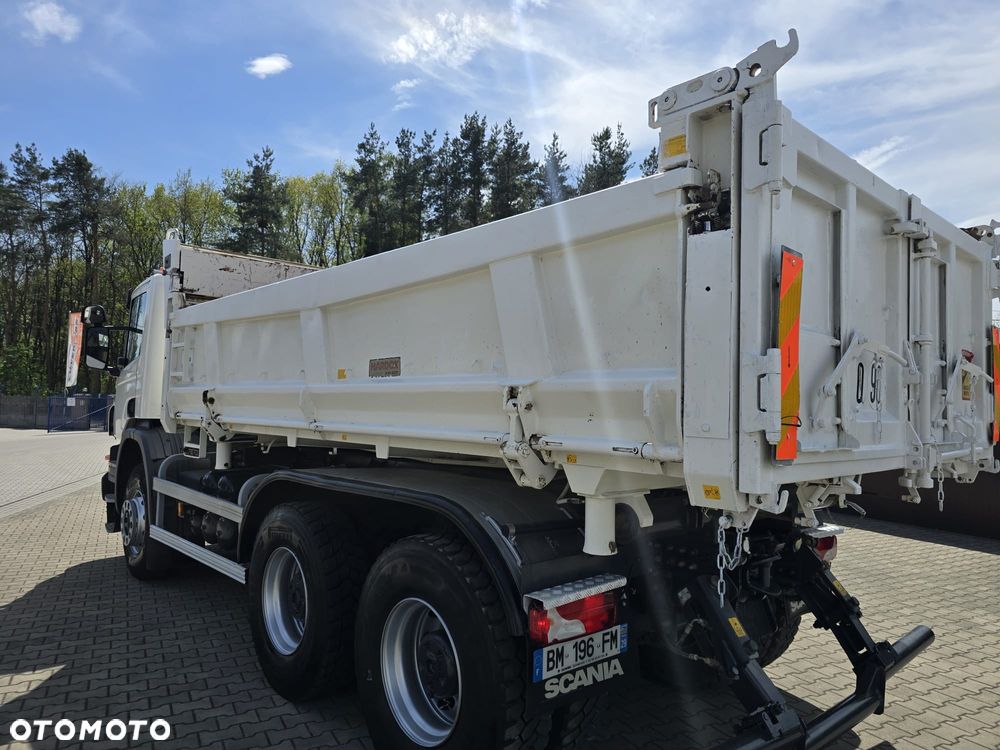 Scania P 360 6x4 - 17