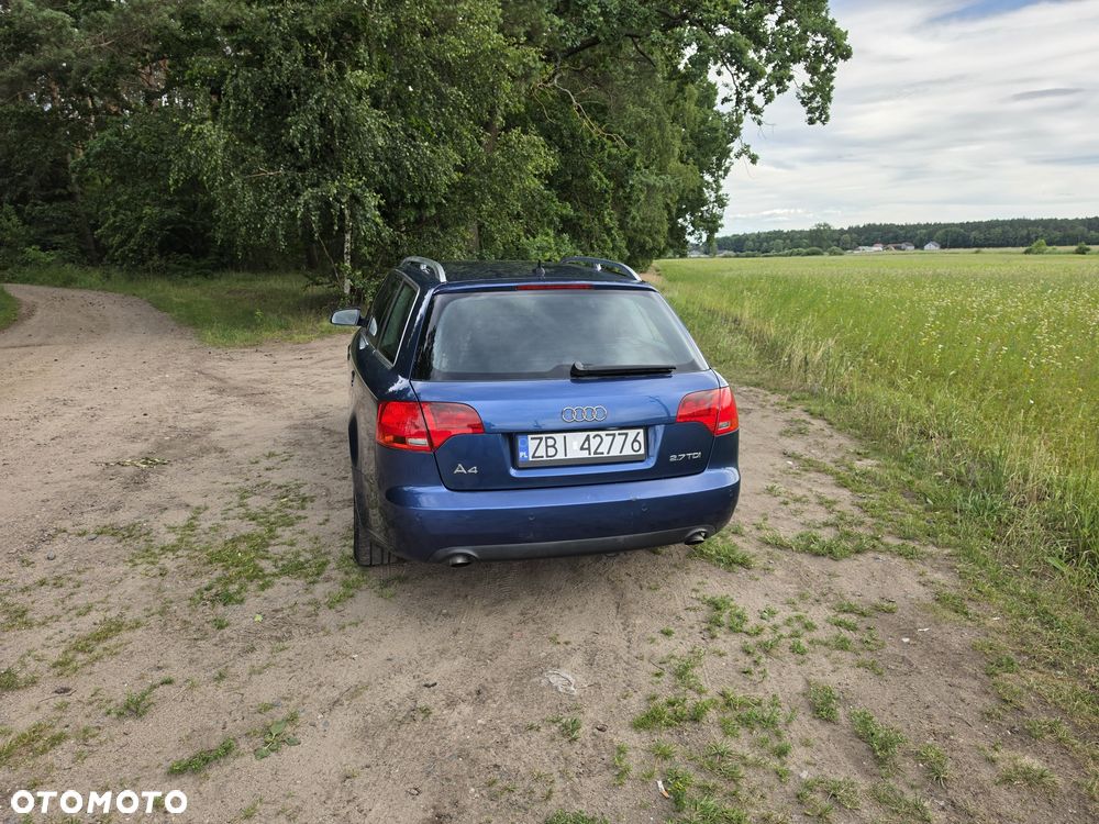 Audi A4 Avant - 8