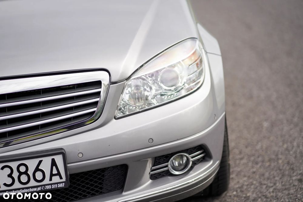 Mercedes-Benz Klasa C 200 CGI BlueEff Elegance - 15
