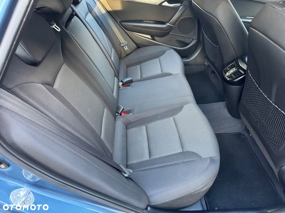 Hyundai i40 i40cw 1.7 CRDi Automatik Premium - 24