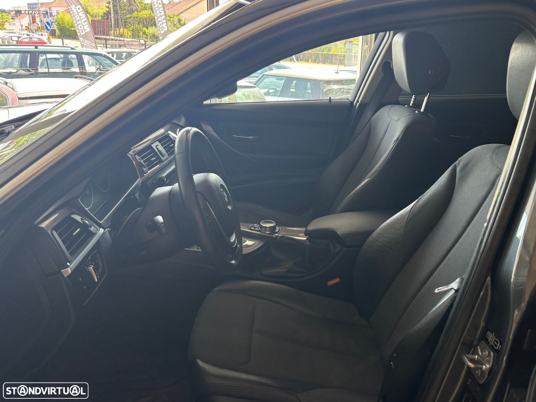 BMW 320 d Touring Auto Line Modern - 11