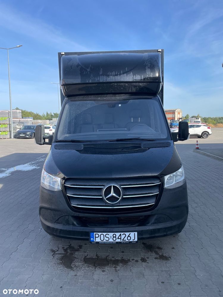 Mercedes-Benz Sprinter - 1