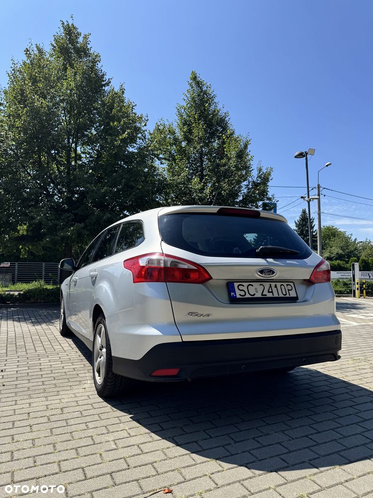 Ford Focus 1.6 TDCi DPF Trend - 8