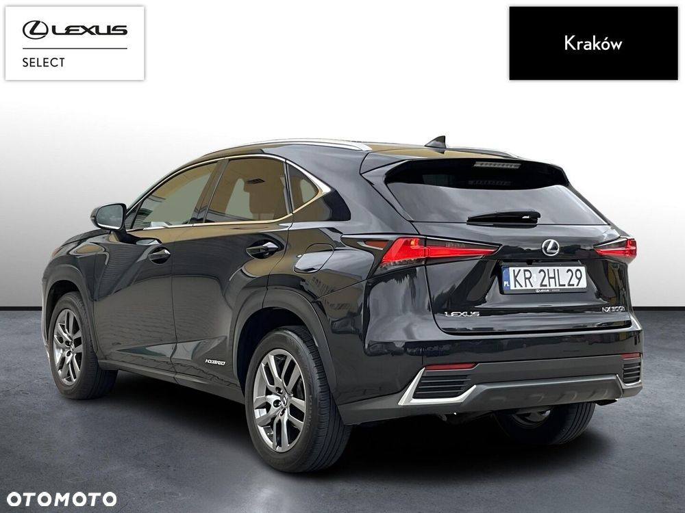 Lexus NX 300h Comfort AWD - 3