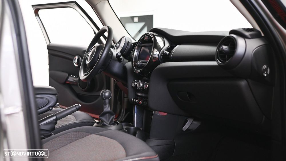 MINI 5 Portas One - 29