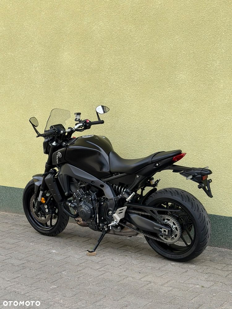 Yamaha MT - 19
