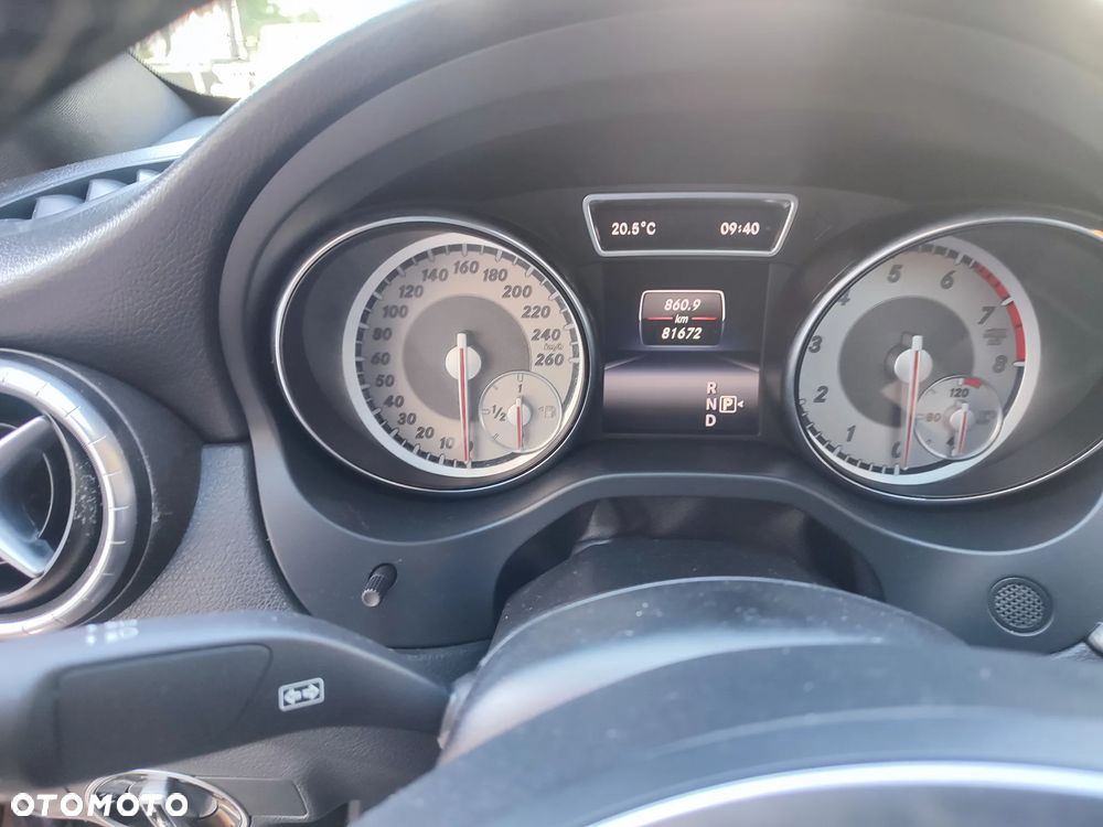 Mercedes-Benz CLA 250 4-Matic Sport - 13