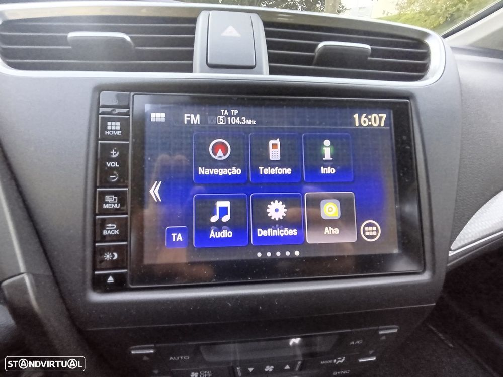 Honda Civic Tourer 1.6 i-DTEC Sport Navi - 27