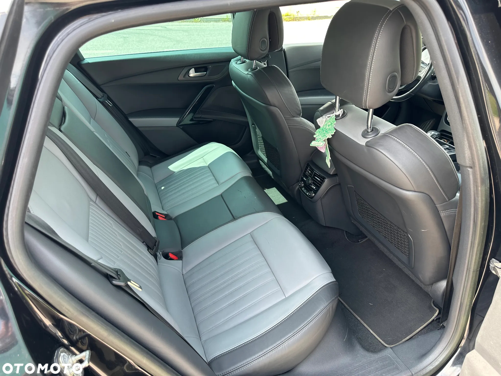 Peugeot 508 RXH 2.0 HDi HYbrid4 - 17