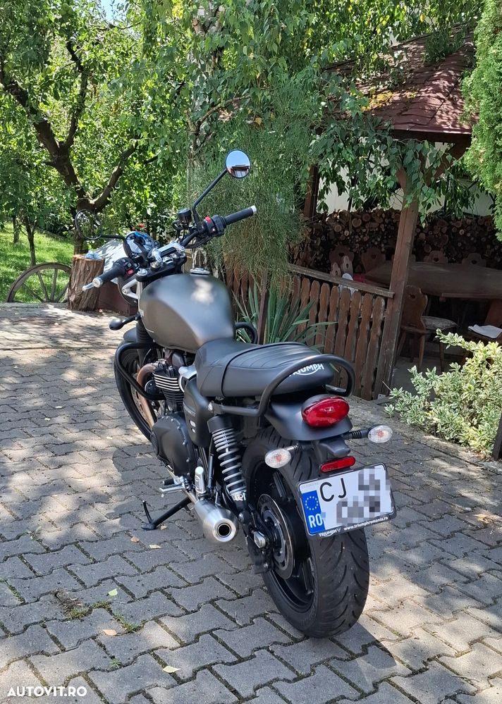 Triumph Speed Twin 900 - 2