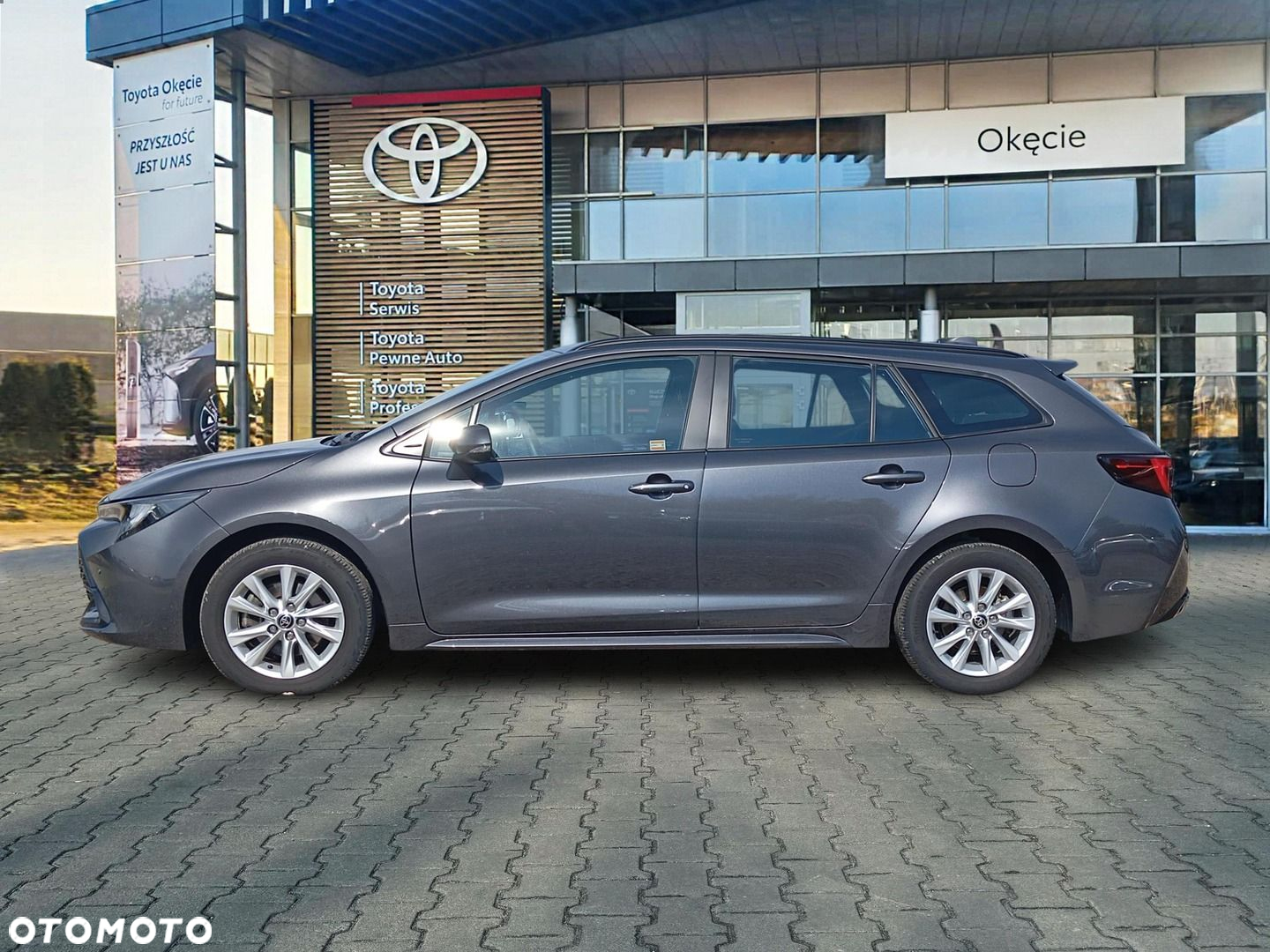 Toyota Corolla 2.0 Hybrid Comfort - 2