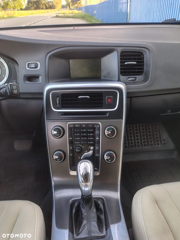 Volvo V60 - 22