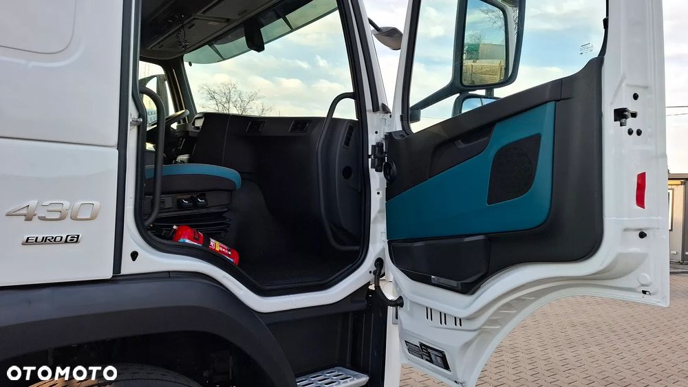 Volvo FM 430 / PEŁNY ADR / HYDRAULIKA + PRZYSTAWKA DO KOMPRESORA / MASA WŁASNA 6620 kg - 23