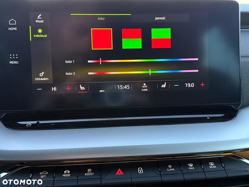 Skoda Octavia 2.0 TDI 4x4 Style DSG - 27