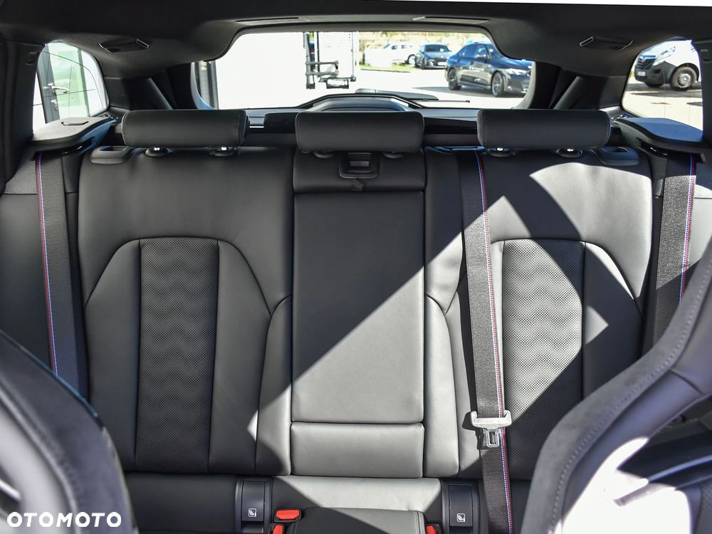 BMW M3 Competition xDrive sport - 29