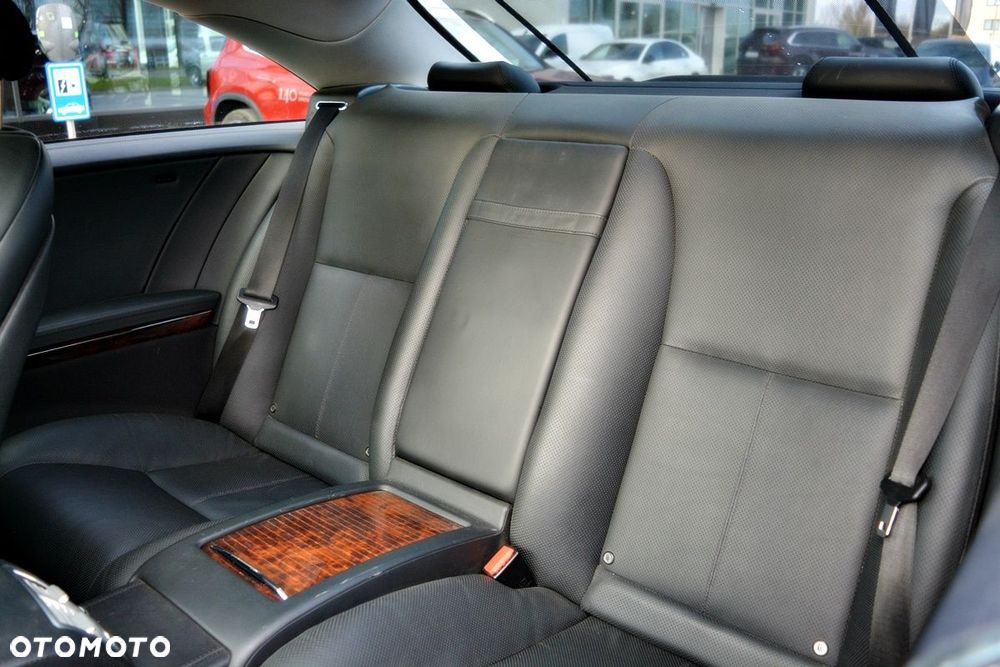 Mercedes-Benz CL 500 4Matic (BlueEFFICIENCY) 7G-TRONIC - 31