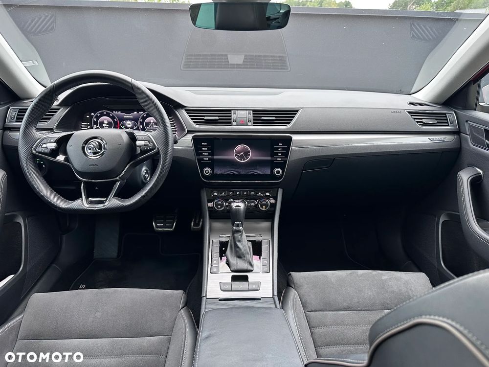 Skoda Superb 2.0 TSI 4x4 Scout DSG - 11