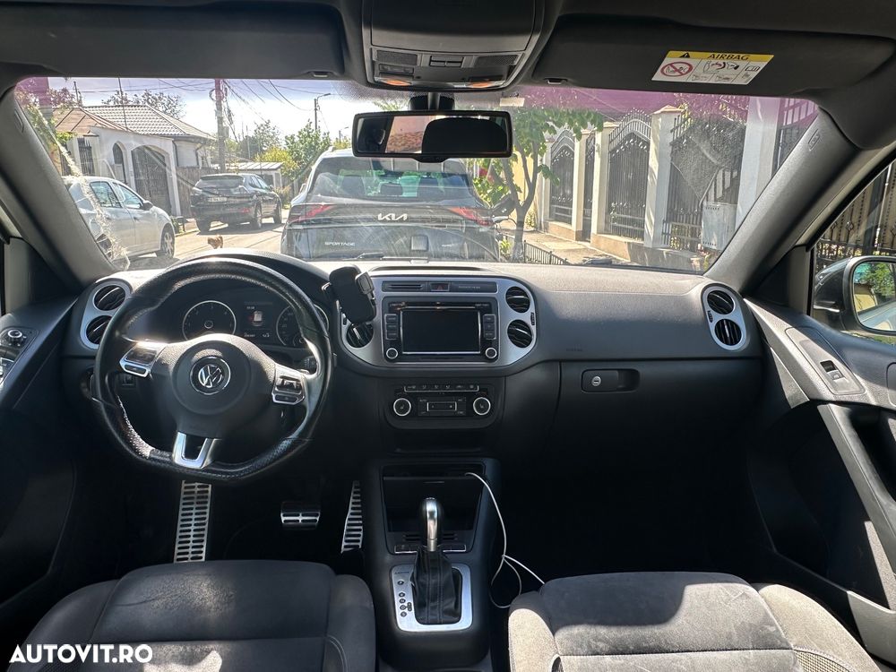 Volkswagen Tiguan - 8