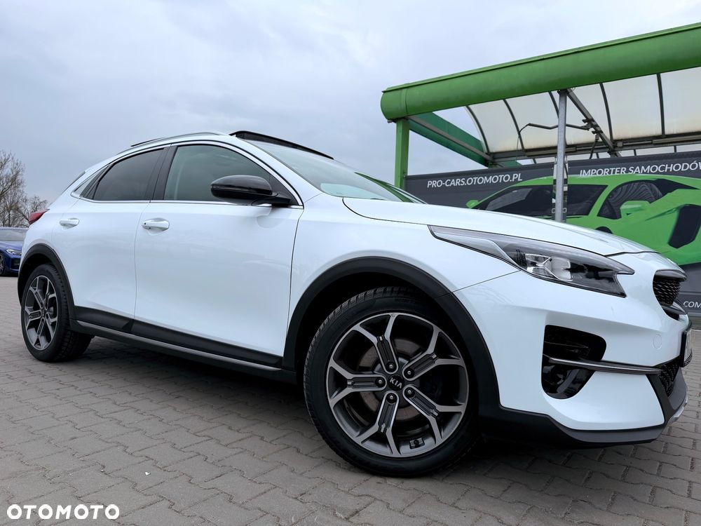 Kia XCeed 1.5 T-GDI Prestige Line DCT - 4