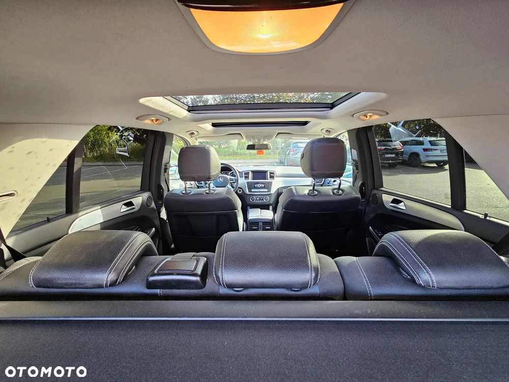 Mercedes-Benz ML 350 BlueTec 4-Matic - 25