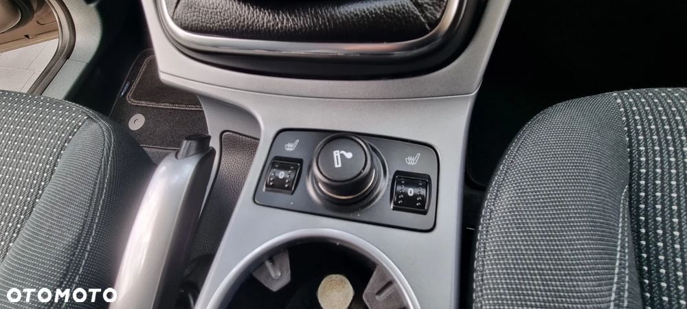 Ford C-MAX - 18