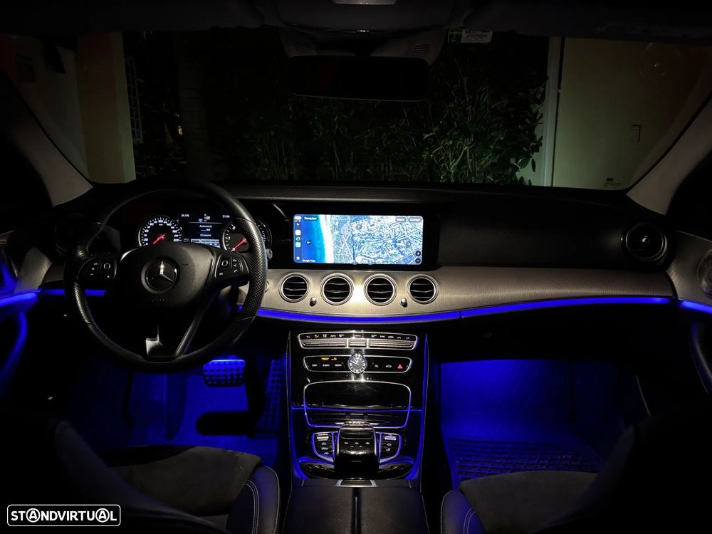 Mercedes-Benz E 220 d 9G-TRONIC AMG Line - 13
