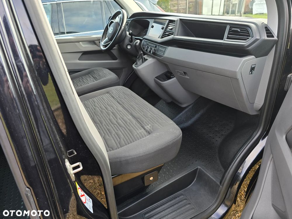 Volkswagen Caravelle 2.0 TDI L2 Comfortline DSG - 9