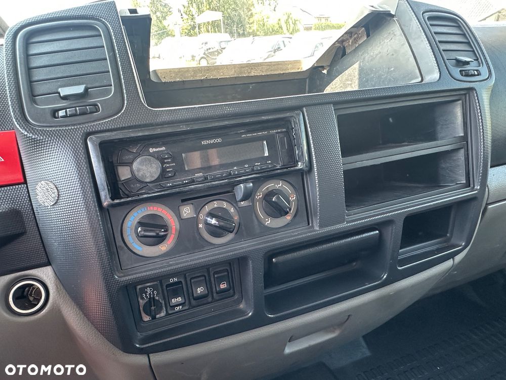 Nissan Cabstar - 11