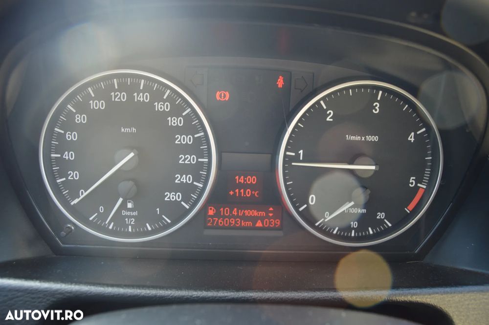 BMW X1 xDrive20d - 17