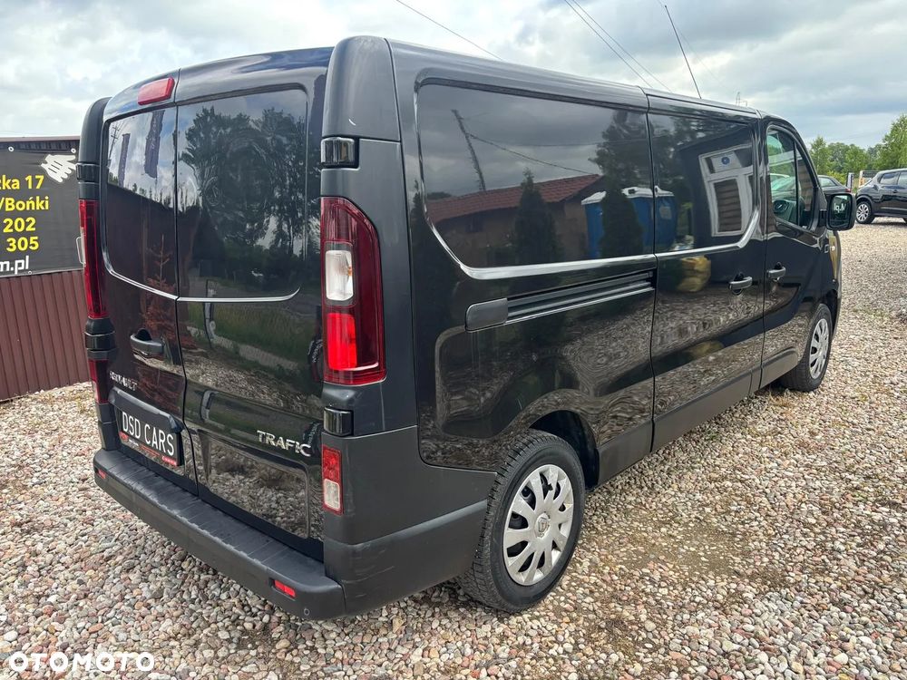 Renault Trafic LONG - 8