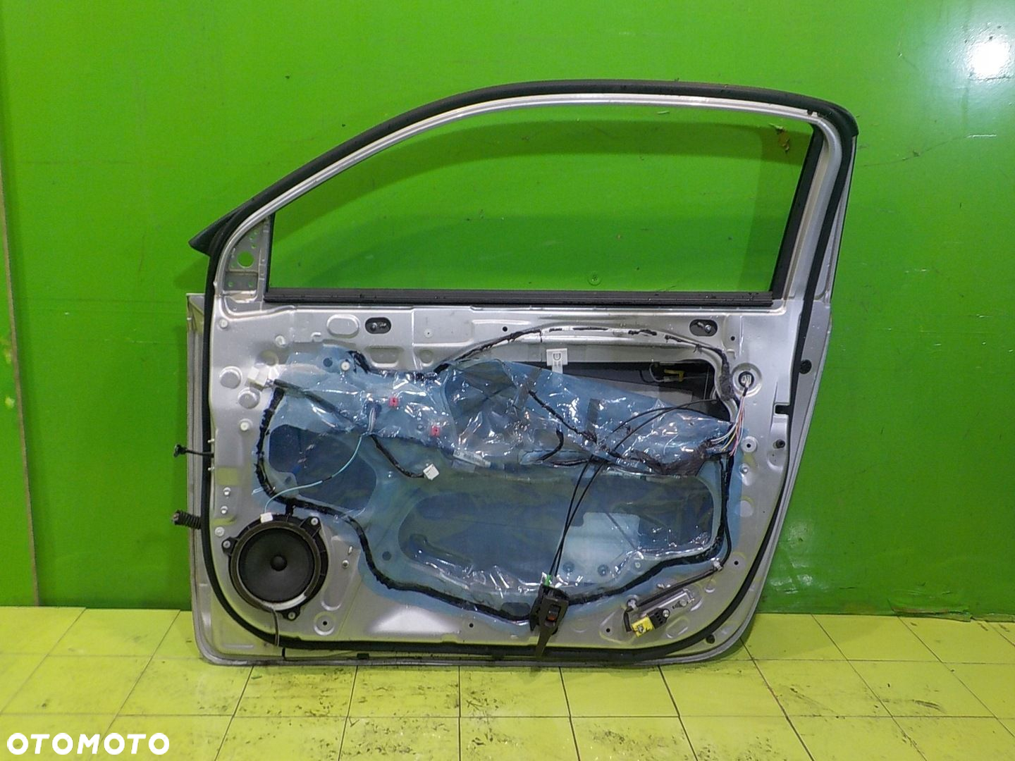 TOYOTA IQ 1.0 VVT-I 09r HB 3D drzwi prawe przod - 7