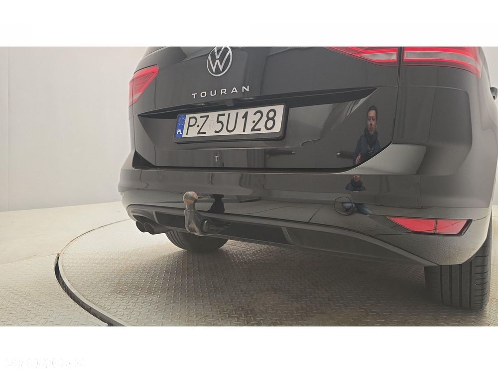 Volkswagen Touran - 31