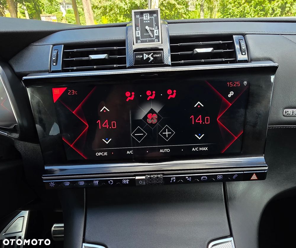 DS Automobiles DS 7 Crossback 1.6 PureTech So Chic - 32