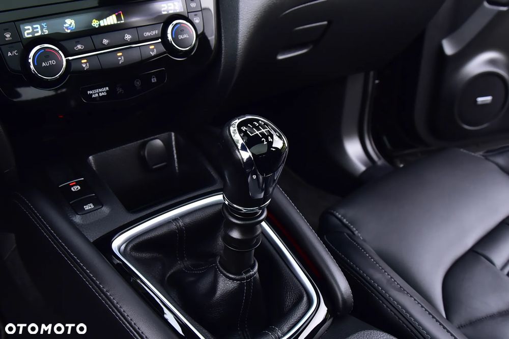 Nissan Qashqai 1.3 DIG-T MHEV N-Design - 23