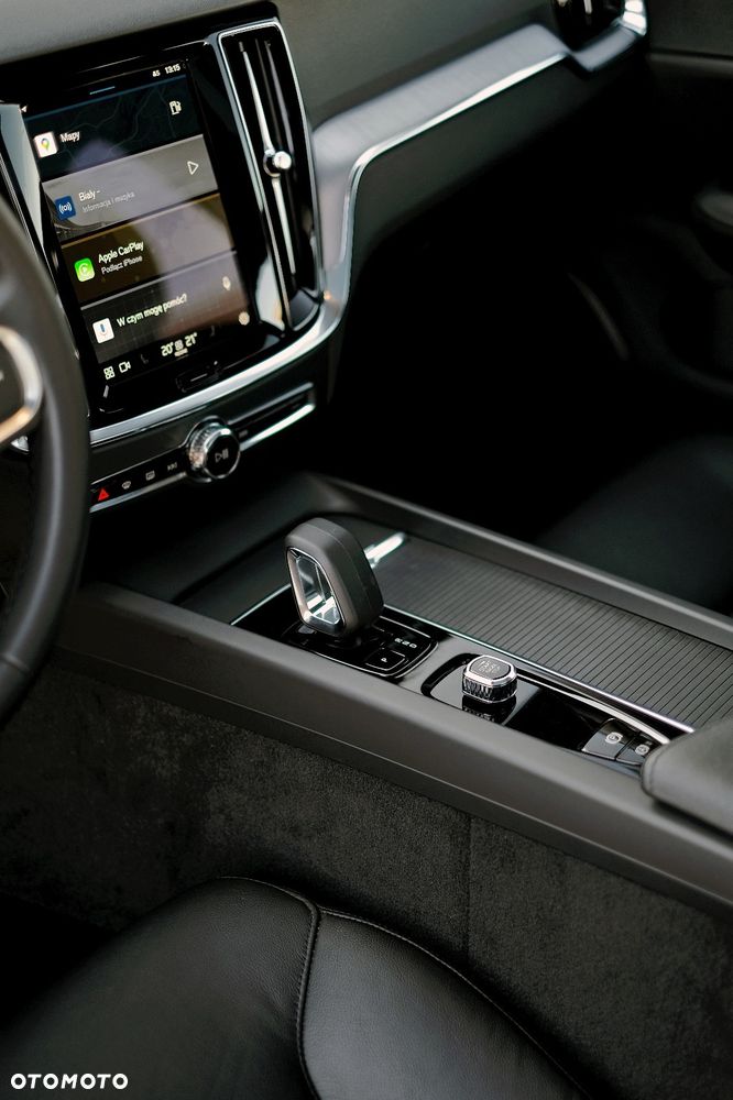 Volvo S60 B5 B Ultimate Dark - 26
