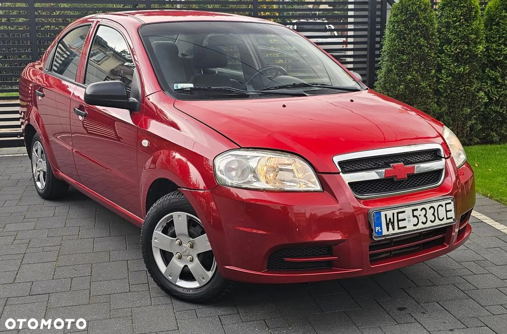 Chevrolet Aveo 1.2 16V LS - 2